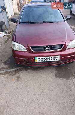 Седан Opel Astra 2003 в  фото 24 Седан Opel Astra 2003 в