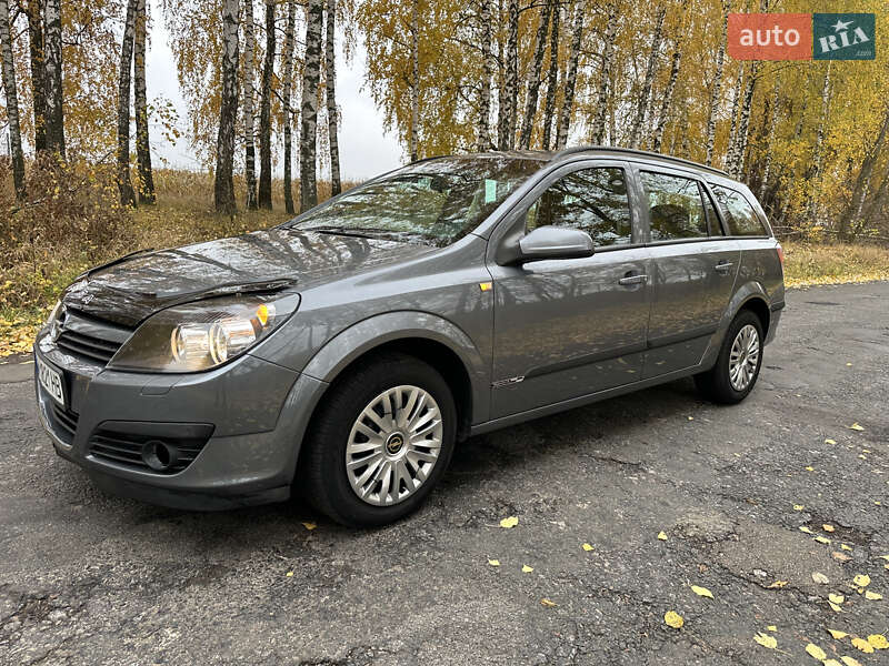 Універсал Opel Astra 2005 в Мені