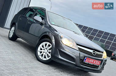 Универсал Opel Astra 2010 в Владимире