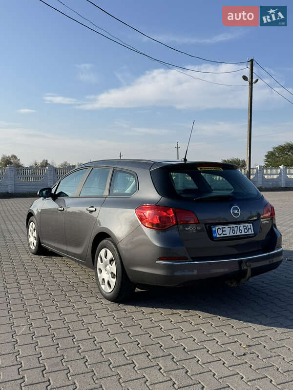 Універсал Opel Astra 2011 в Чернівцях