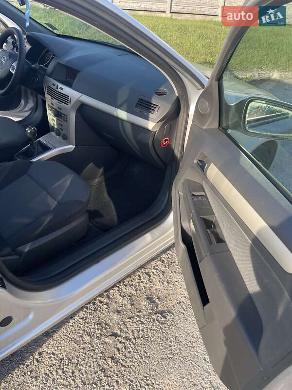 Универсал Opel Astra 2007 в Бучаче фото 7 Универсал Opel Astra 2007 в Бучаче