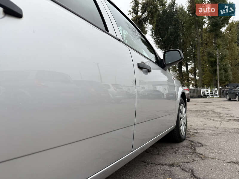 Универсал Opel Astra 2010 в Виннице