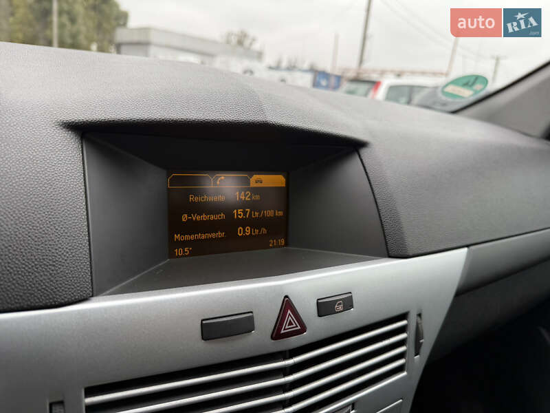 Универсал Opel Astra 2010 в Виннице