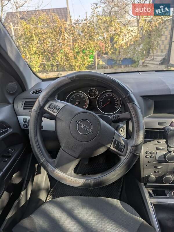Універсал Opel Astra 2006 в Цумані фото 7 Універсал Opel Astra 2006 в Цумані