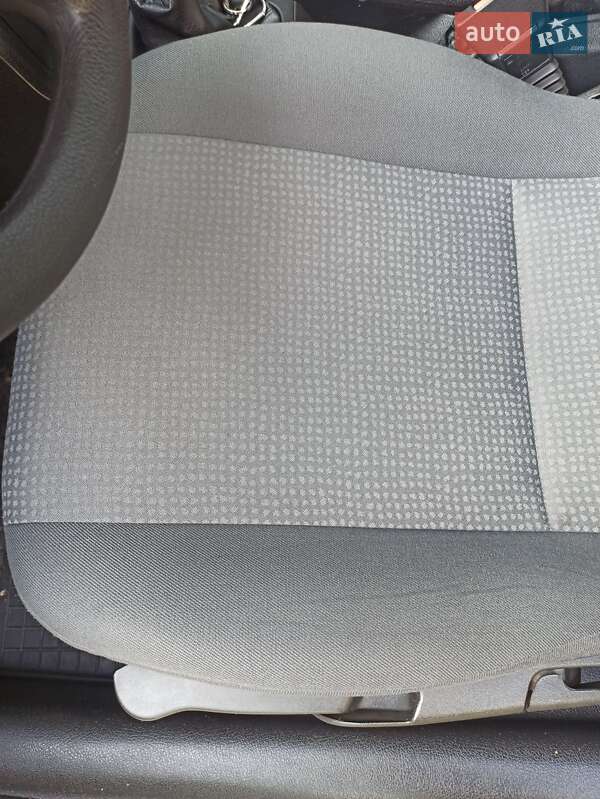 Седан Opel Astra 2007 в Кременчуці