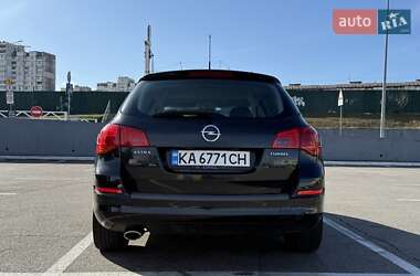 Универсал Opel Astra 2011 в 