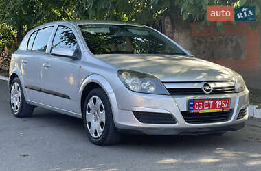 Хэтчбек Opel Astra 2005 в Киеве