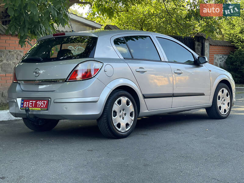 Хэтчбек Opel Astra 2005 в Киеве фото 7 Хэтчбек Opel Astra 2005 в Киеве