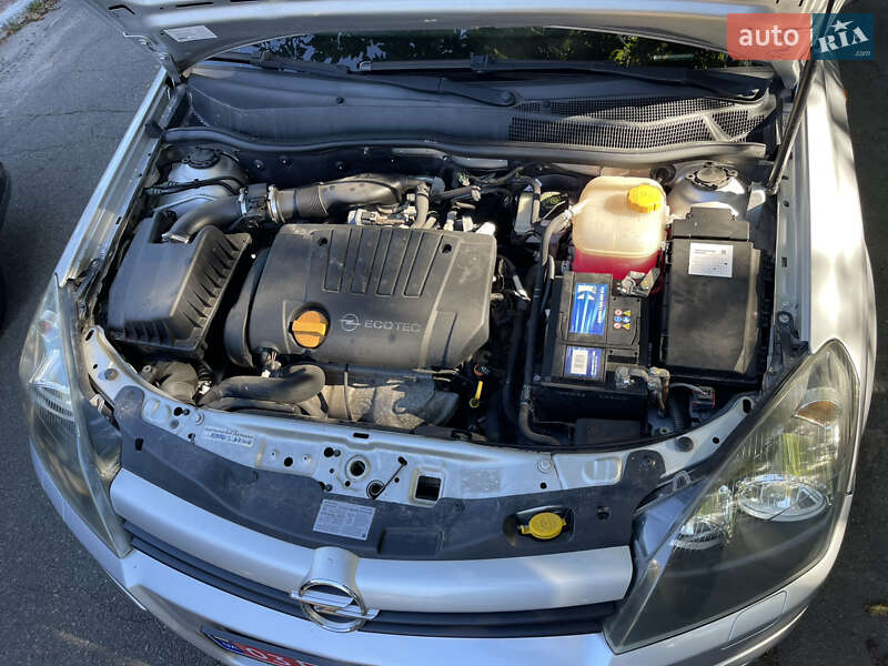 Хэтчбек Opel Astra 2005 в Киеве фото 38 Хэтчбек Opel Astra 2005 в Киеве