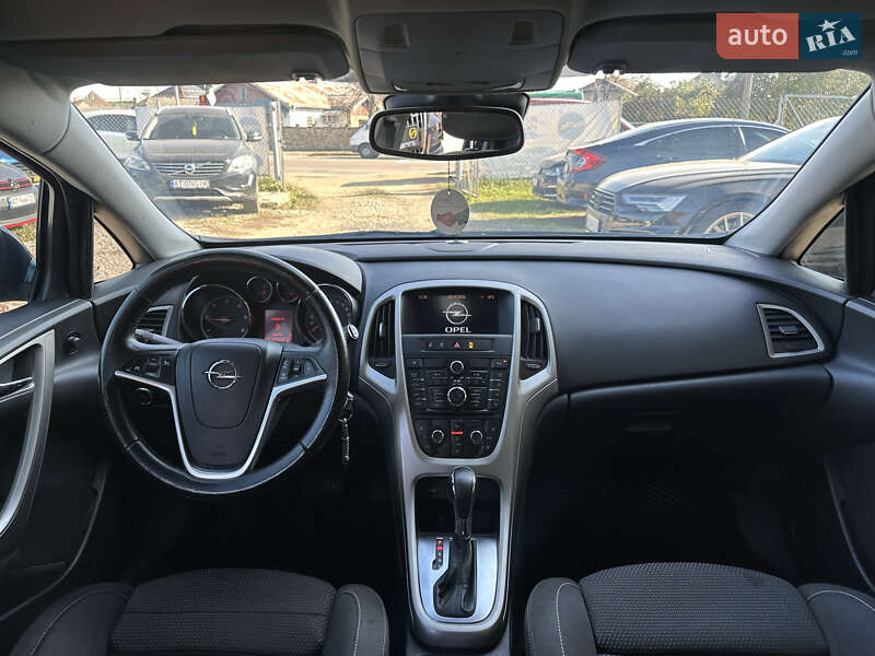 Хэтчбек Opel Astra 2010 в Ивано-Франковске