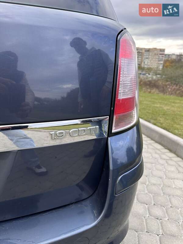 Універсал Opel Astra 2008 в Львові