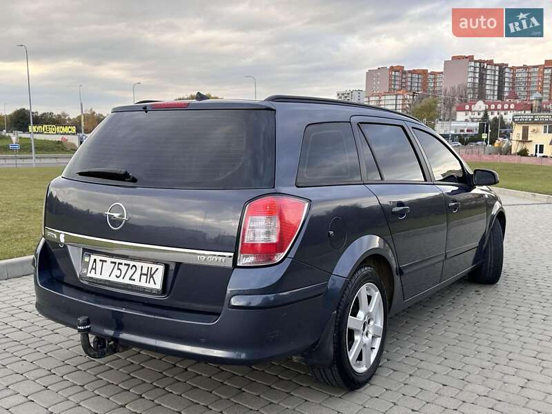 Універсал Opel Astra 2008 в Львові