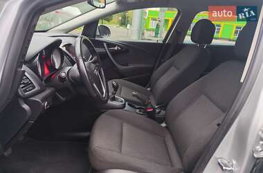 Універсал Opel Astra 2014 в 