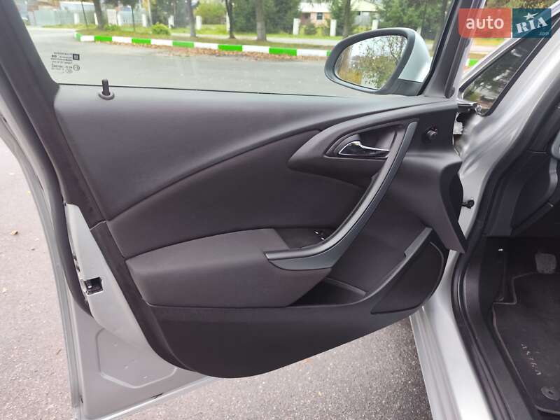Универсал Opel Astra 2014 в Звягеле фото 20 Универсал Opel Astra 2014 в Звягеле