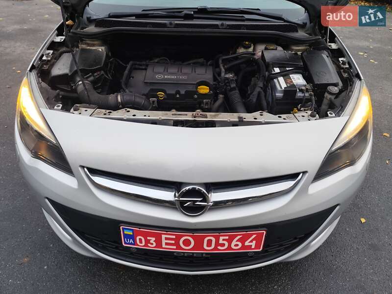 Универсал Opel Astra 2014 в Звягеле фото 48 Универсал Opel Astra 2014 в Звягеле
