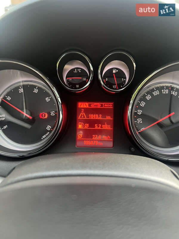 Универсал Opel Astra 2013 в Ивано-Франковске