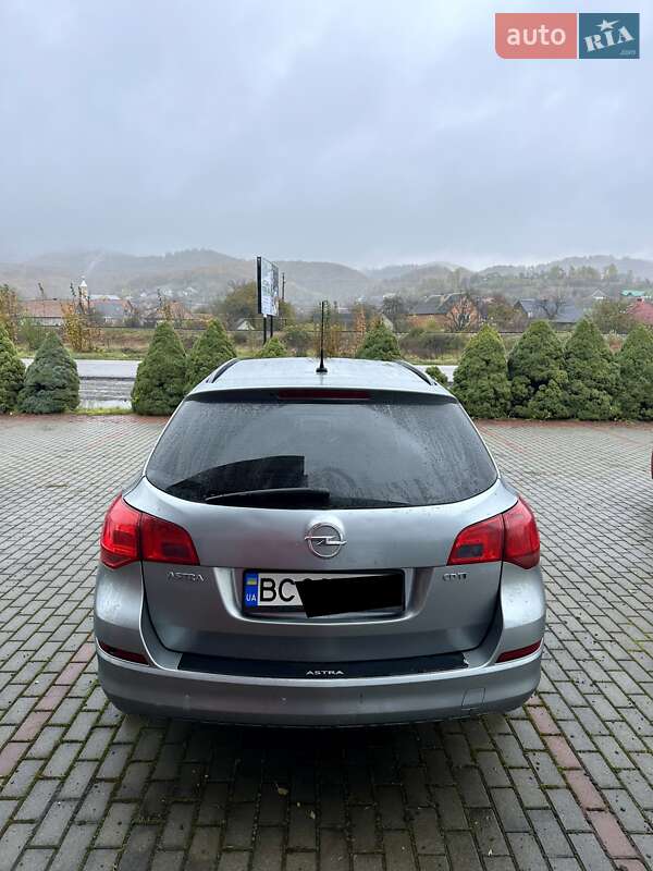 Универсал Opel Astra 2012 в Хусте фото 7 Универсал Opel Astra 2012 в Хусте