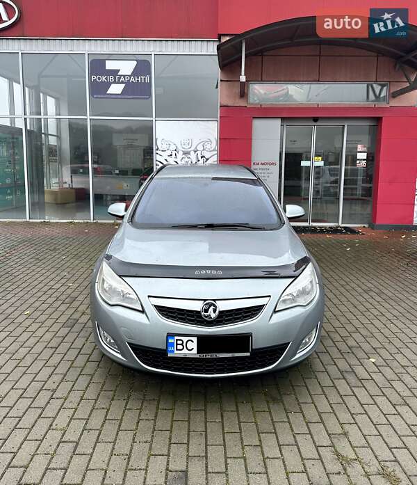 Универсал Opel Astra 2012 в Хусте фото 15 Универсал Opel Astra 2012 в Хусте
