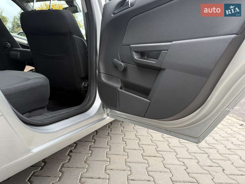 Универсал Opel Astra 2007 в Виннице