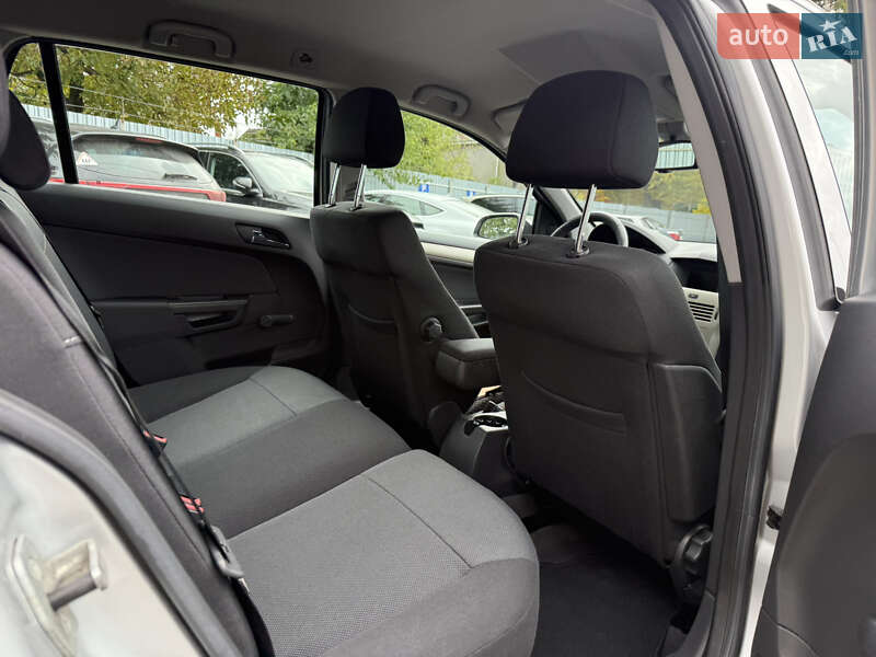 Универсал Opel Astra 2007 в Виннице