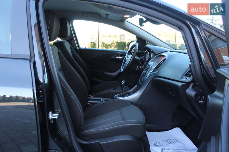 Універсал Opel Astra 2015 в Трускавці фото 93 Універсал Opel Astra 2015 в Трускавці