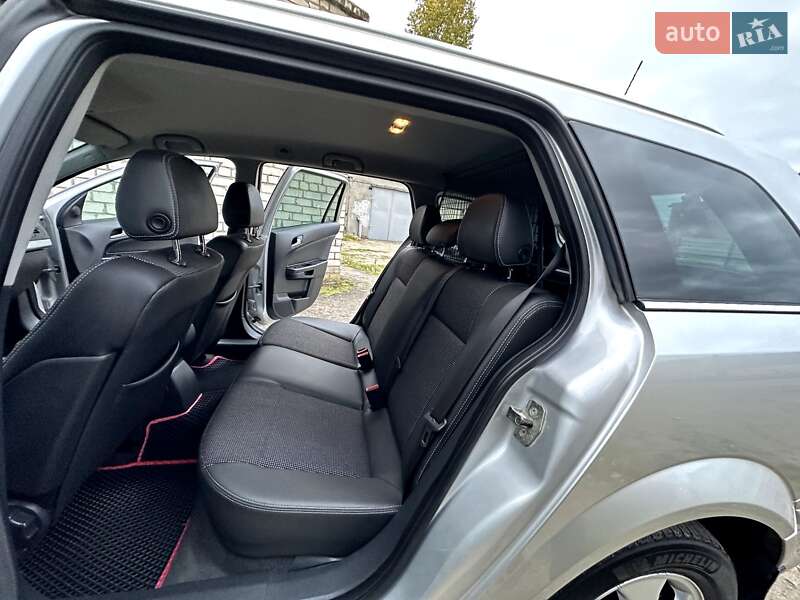 Универсал Opel Astra 2009 в Николаеве