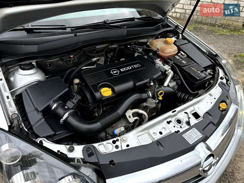 Универсал Opel Astra 2009 в Николаеве