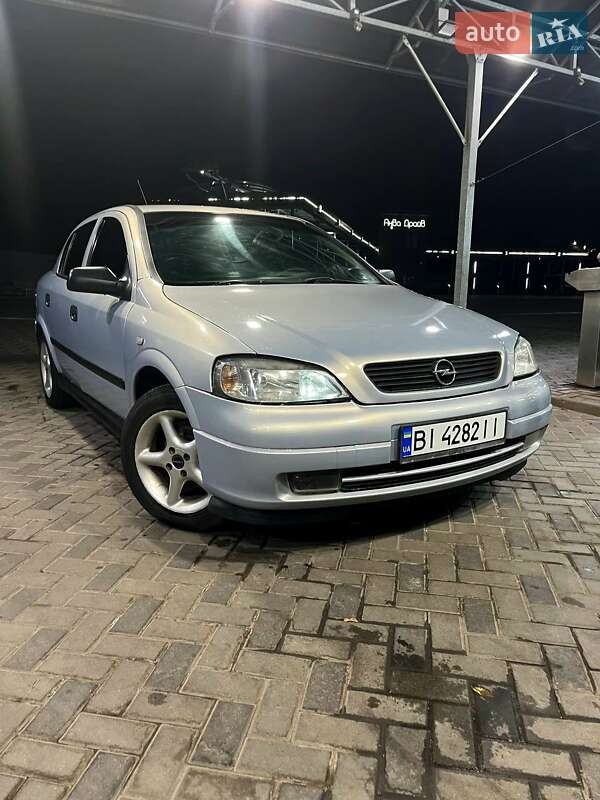 Седан Opel Astra 2005 в Полтаві фото Седан Opel Astra 2005 в Полтаві