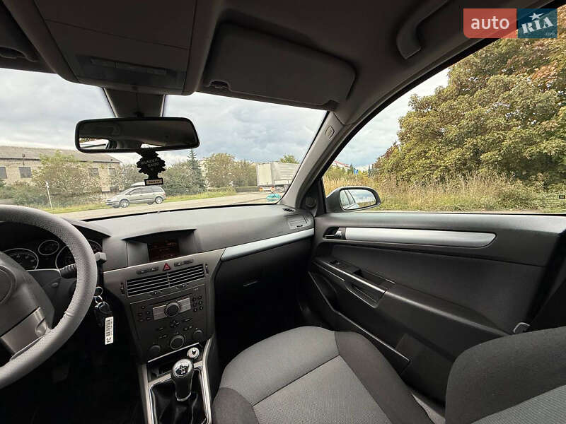 Универсал Opel Astra 2005 в Тернополе фото 47 Универсал Opel Astra 2005 в Тернополе