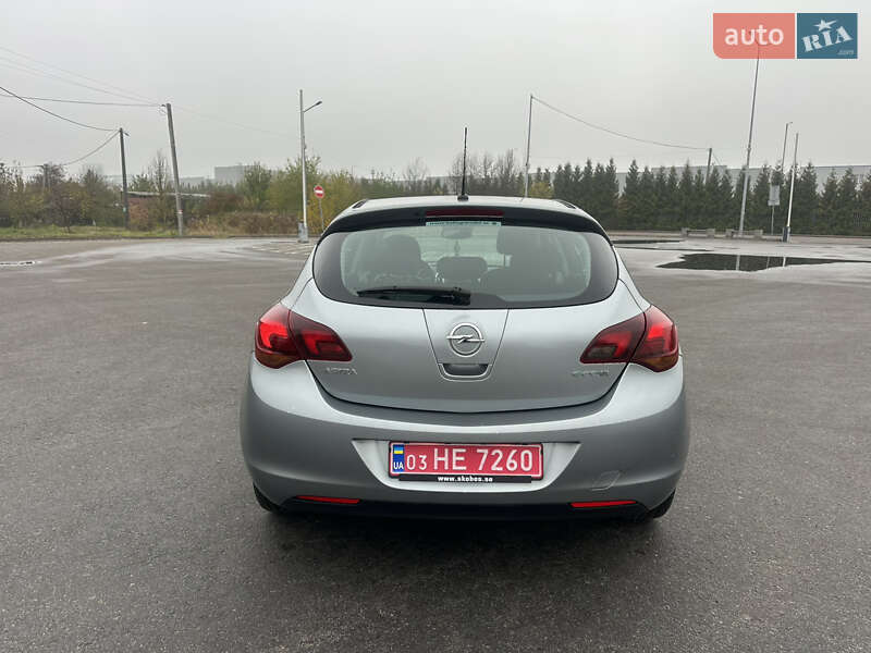 Хетчбек Opel Astra 2010 в Житомирі фото 6 Хетчбек Opel Astra 2010 в Житомирі