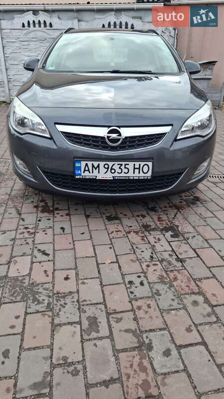 Універсал Opel Astra 2011 в Бердичеві фото 5 Універсал Opel Astra 2011 в Бердичеві