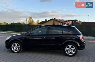 Универсал Opel Astra 2008 в 