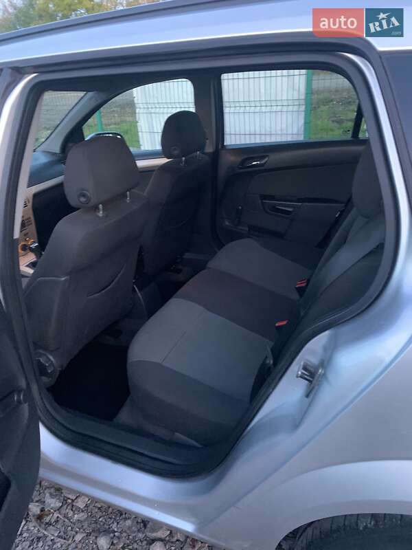 Универсал Opel Astra 2007 в Кременце фото 17 Универсал Opel Astra 2007 в Кременце