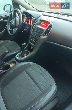 Універсал Opel Astra 2015 в 