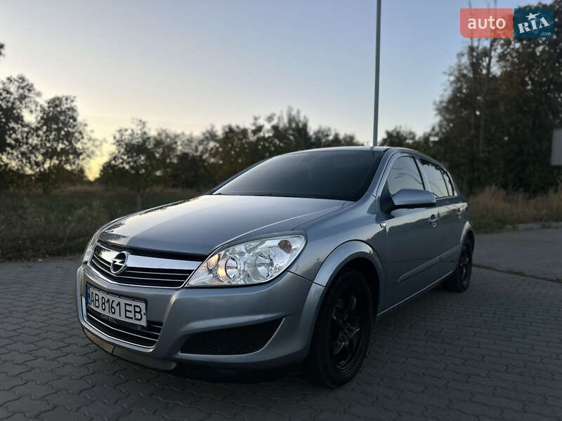 Хетчбек Opel Astra 2007 в Тульчині