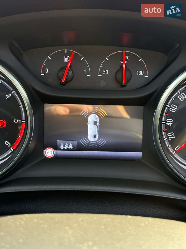 Універсал Opel Astra 2016 в Луцьку