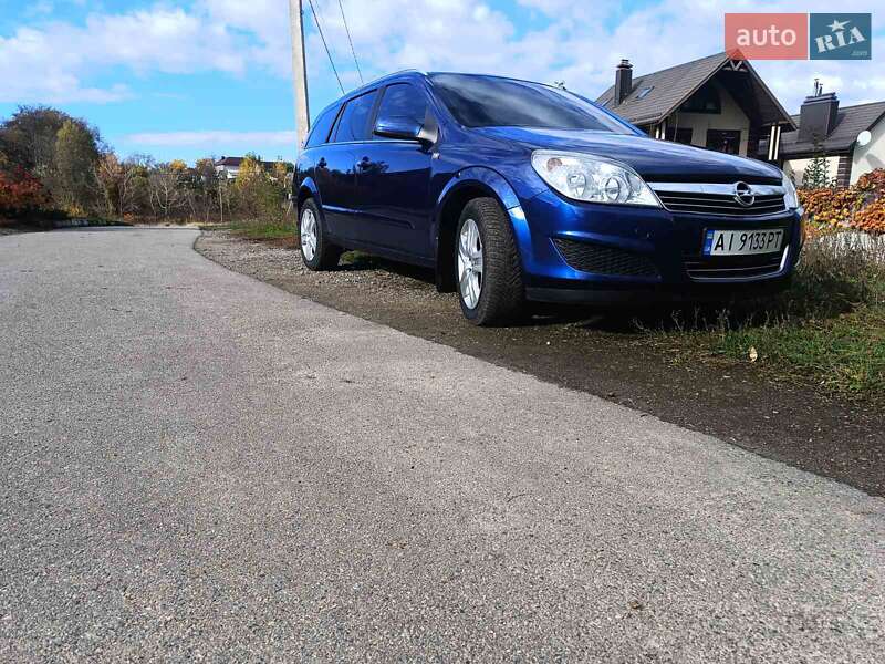 Универсал Opel Astra 2008 в Белой Церкви