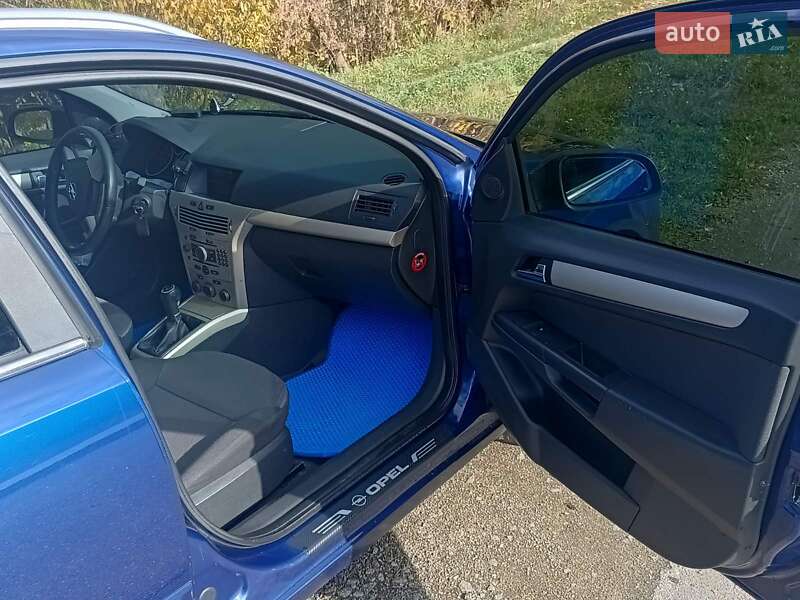 Универсал Opel Astra 2008 в Белой Церкви