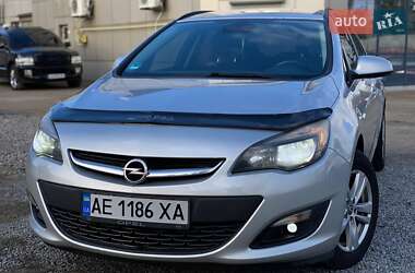Універсал Opel Astra 2015 в  фото 4 Універсал Opel Astra 2015 в