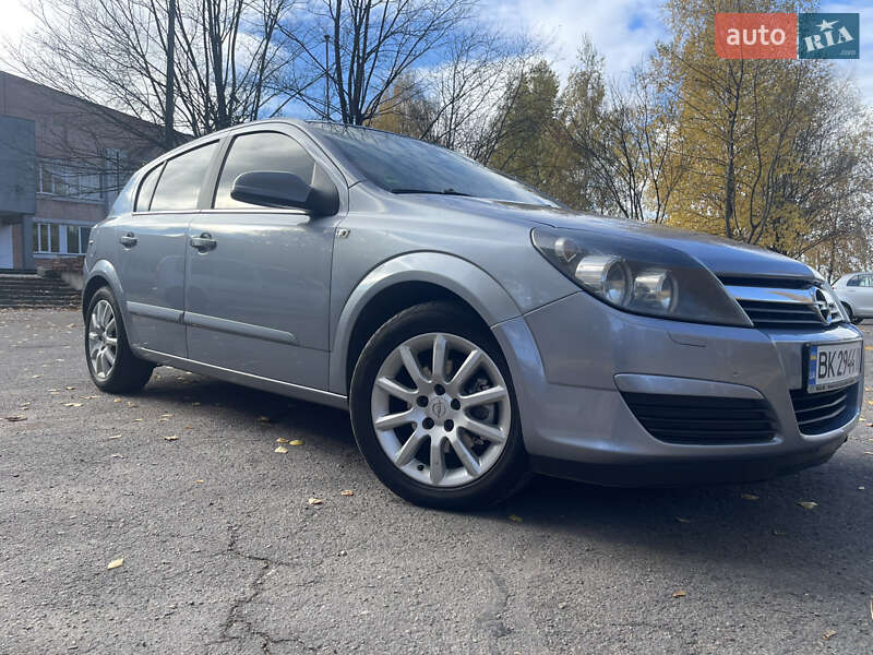 Хетчбек Opel Astra 2004 в Рівному фото 6 Хетчбек Opel Astra 2004 в Рівному