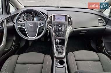 Универсал Opel Astra 2010 в 