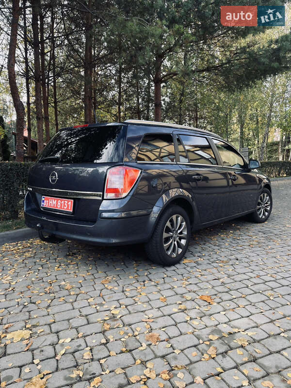 Универсал Opel Astra 2010 в Луцке фото 10 Универсал Opel Astra 2010 в Луцке