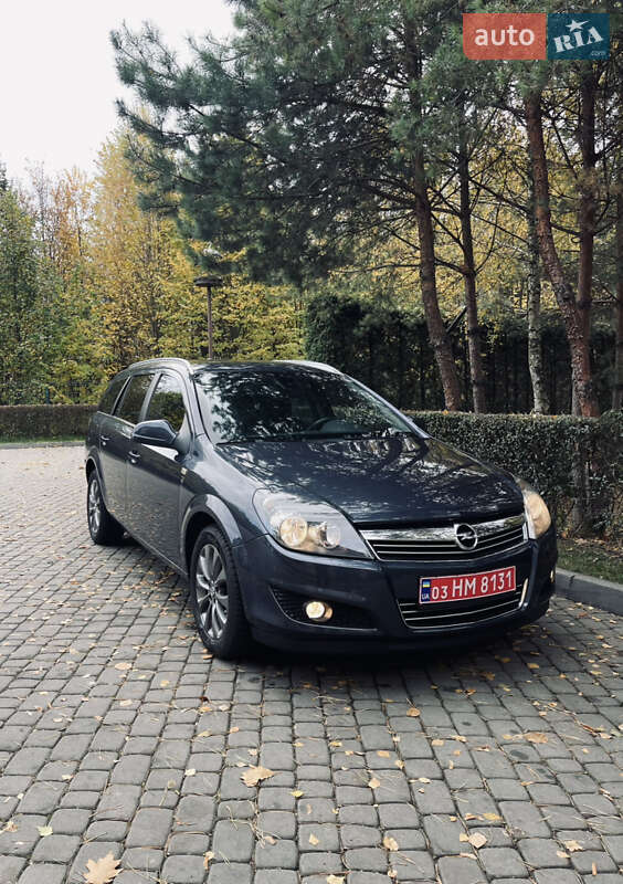 Универсал Opel Astra 2010 в Луцке фото 18 Универсал Opel Astra 2010 в Луцке