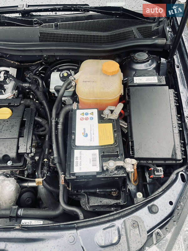 Универсал Opel Astra 2010 в Луцке фото 44 Универсал Opel Astra 2010 в Луцке