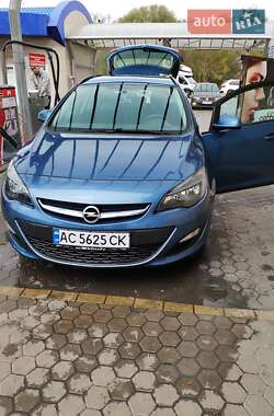 Универсал Opel Astra 2014 в 