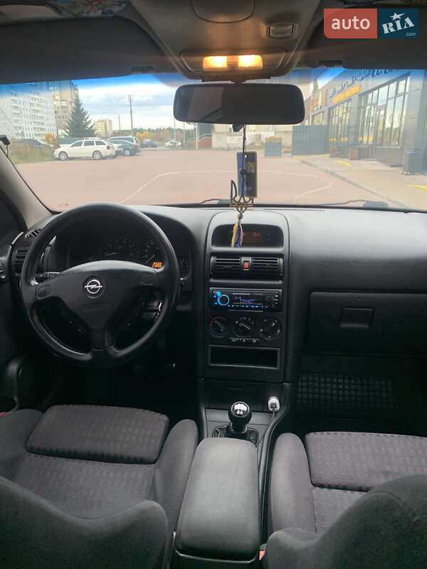 Универсал Opel Astra 2001 в Нетешине фото 9 Универсал Opel Astra 2001 в Нетешине