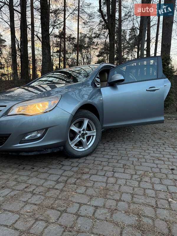 Універсал Opel Astra 2011 в Дрогобичі фото 8 Універсал Opel Astra 2011 в Дрогобичі