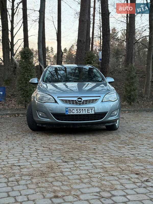 Універсал Opel Astra 2011 в Дрогобичі фото 9 Універсал Opel Astra 2011 в Дрогобичі