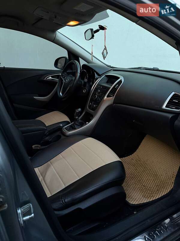 Універсал Opel Astra 2011 в Дрогобичі фото 14 Універсал Opel Astra 2011 в Дрогобичі