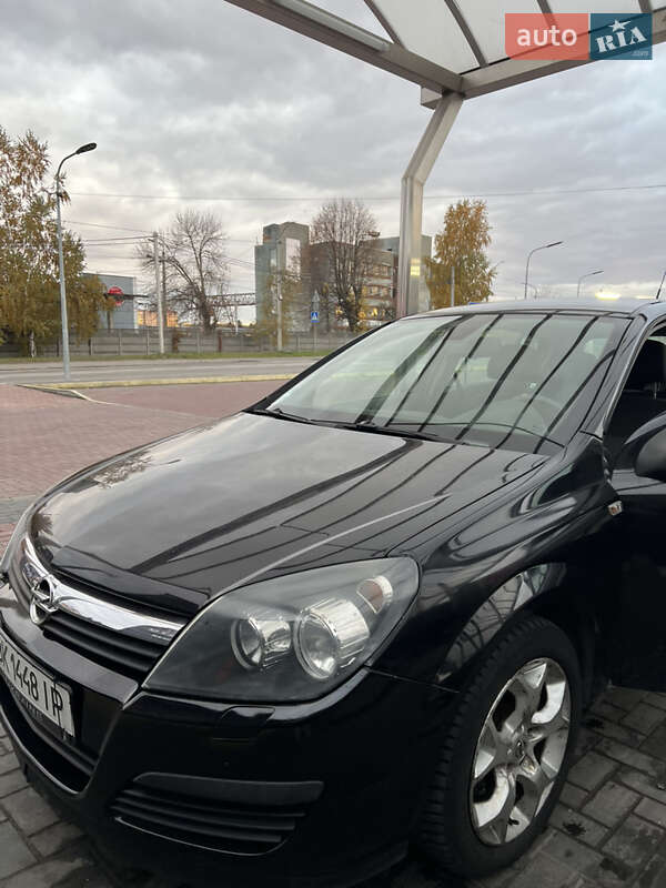 Хетчбек Opel Astra 2006 в Рівному фото 11 Хетчбек Opel Astra 2006 в Рівному